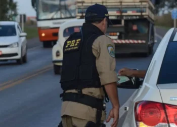 caravana criminosa, esquadrão maléfico, comboio delituoso