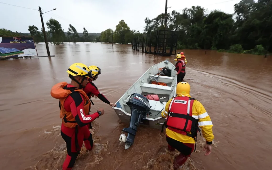 inundações, tempestades, chuva forte, desastres naturais