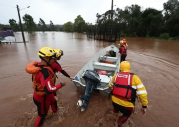 inundações, tempestades, chuva forte, desastres naturais