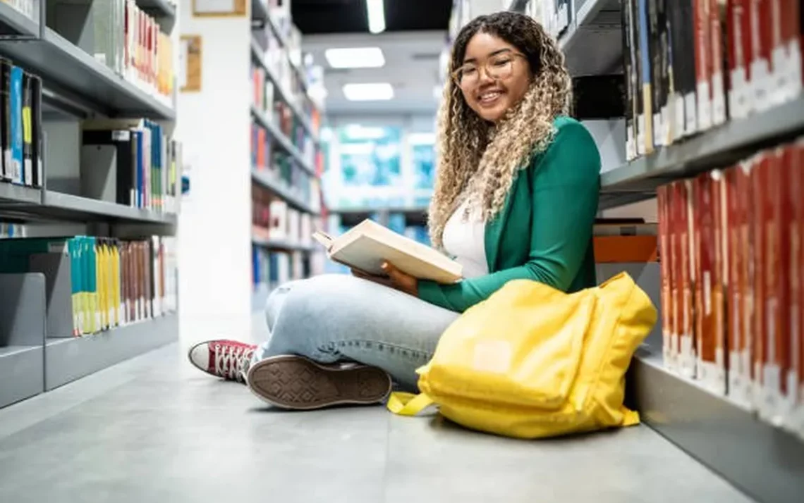 bolsa de estudo, scholarships;