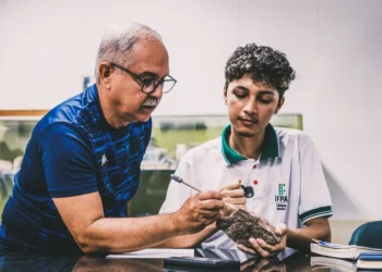 treinamento, formação, preparação;