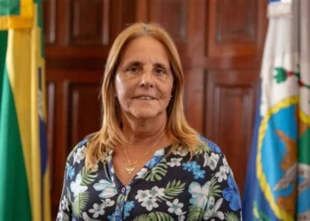 deputada estatal, Lúcia, Helena Pinto, de Barros;